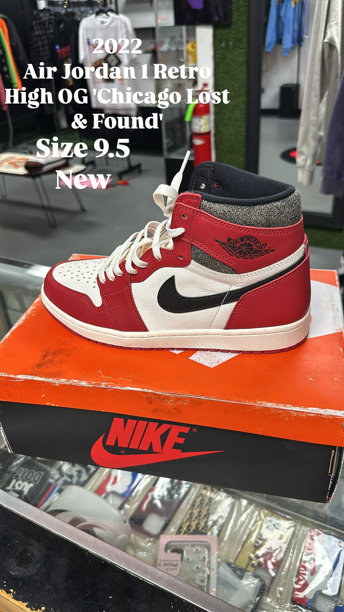 2022
Air Jordan 1 Retro High OG 'Chicago Lost & Found'
