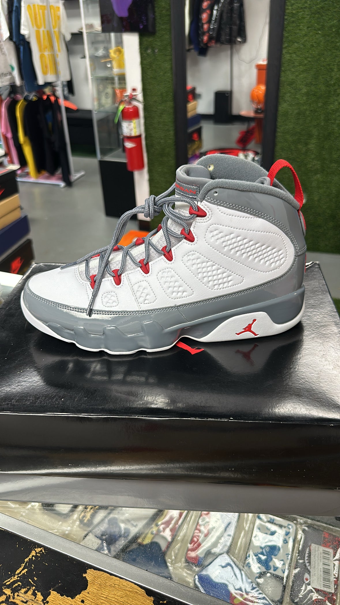 2022
Air Jordan 9 Retro 'Fire Red