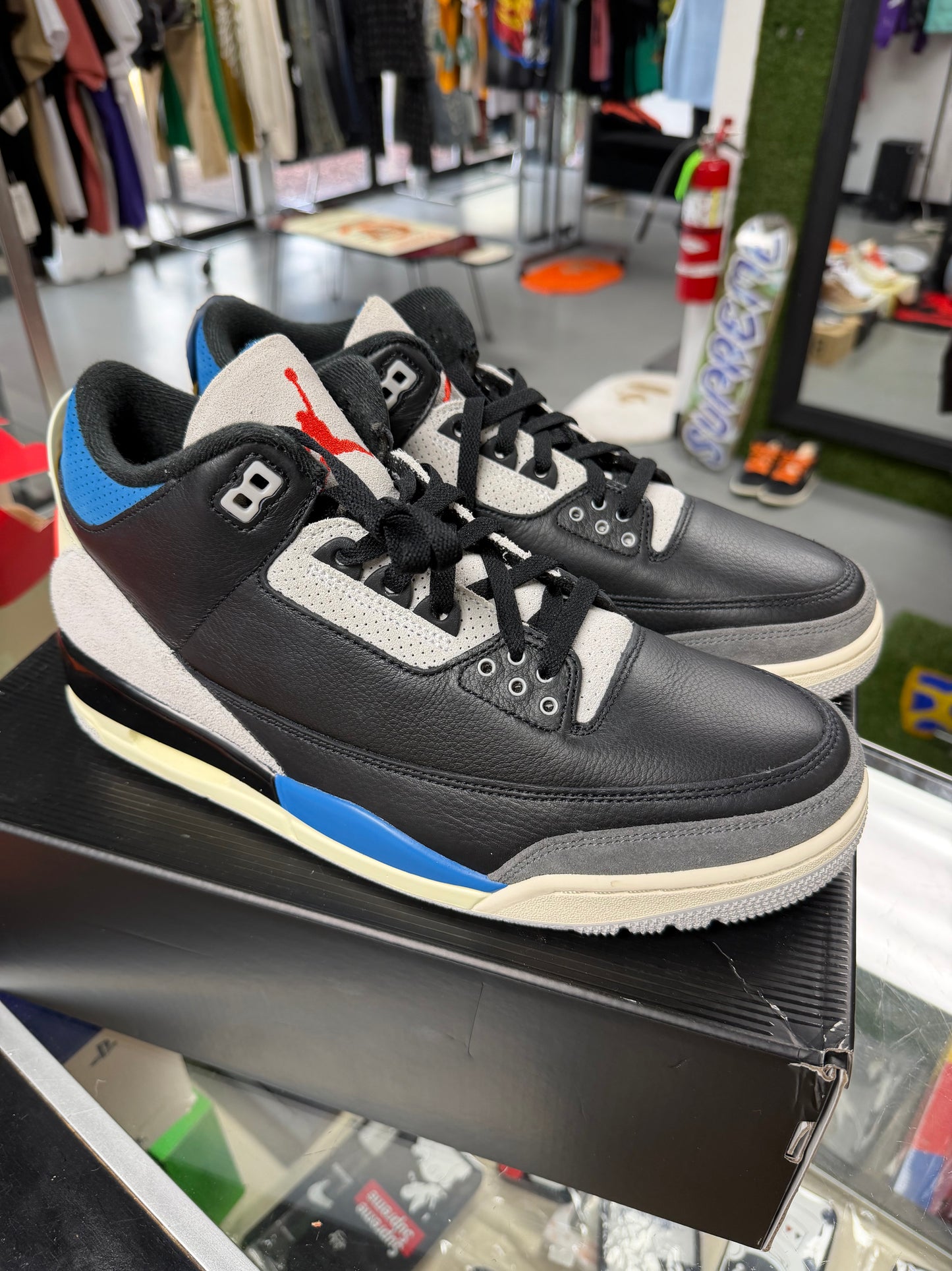 2025
Air Jordan 3 Retro OG 'Rare Air'