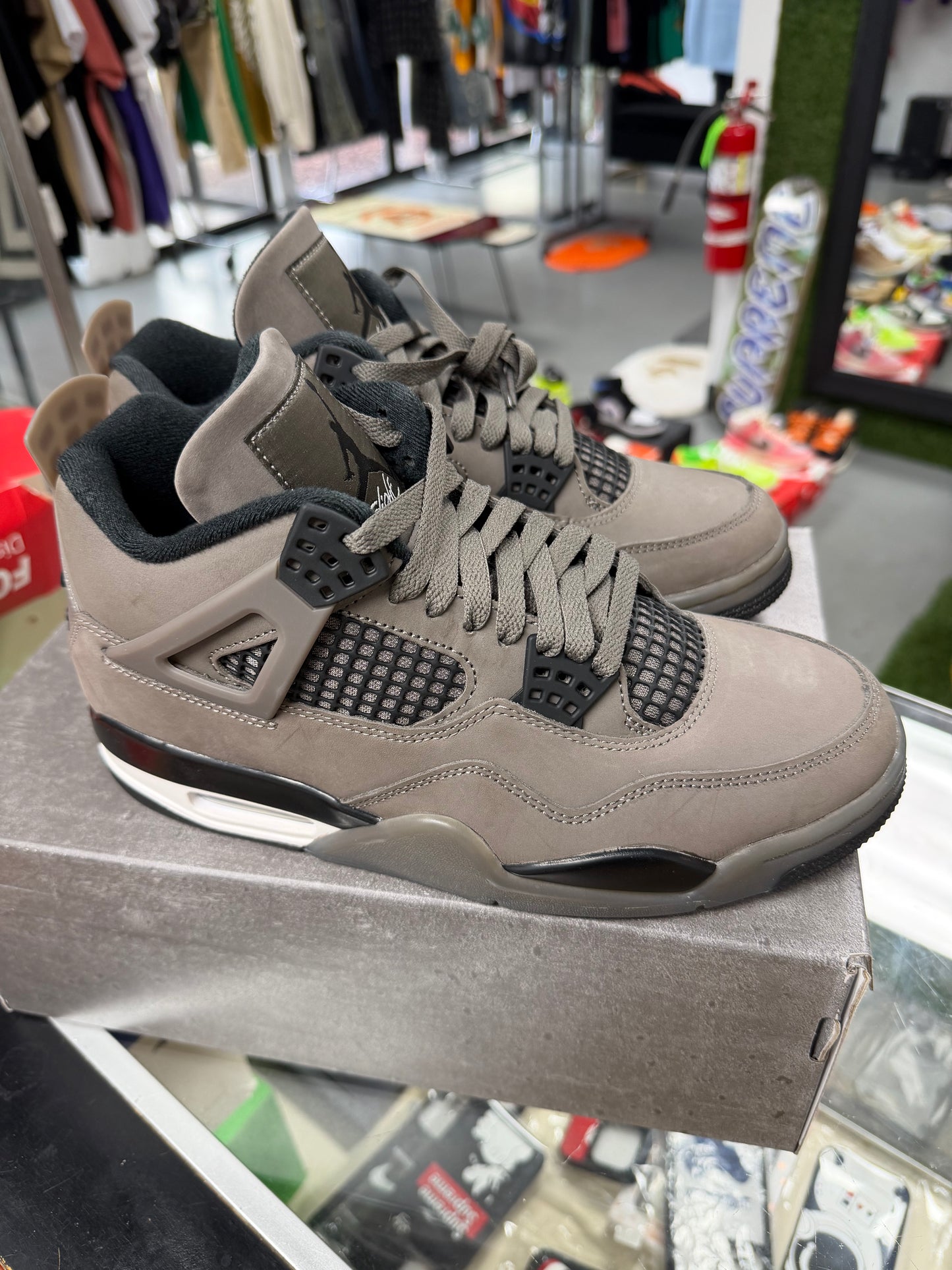 2025
Air Jordan 4 Retro 'Cave Stone'