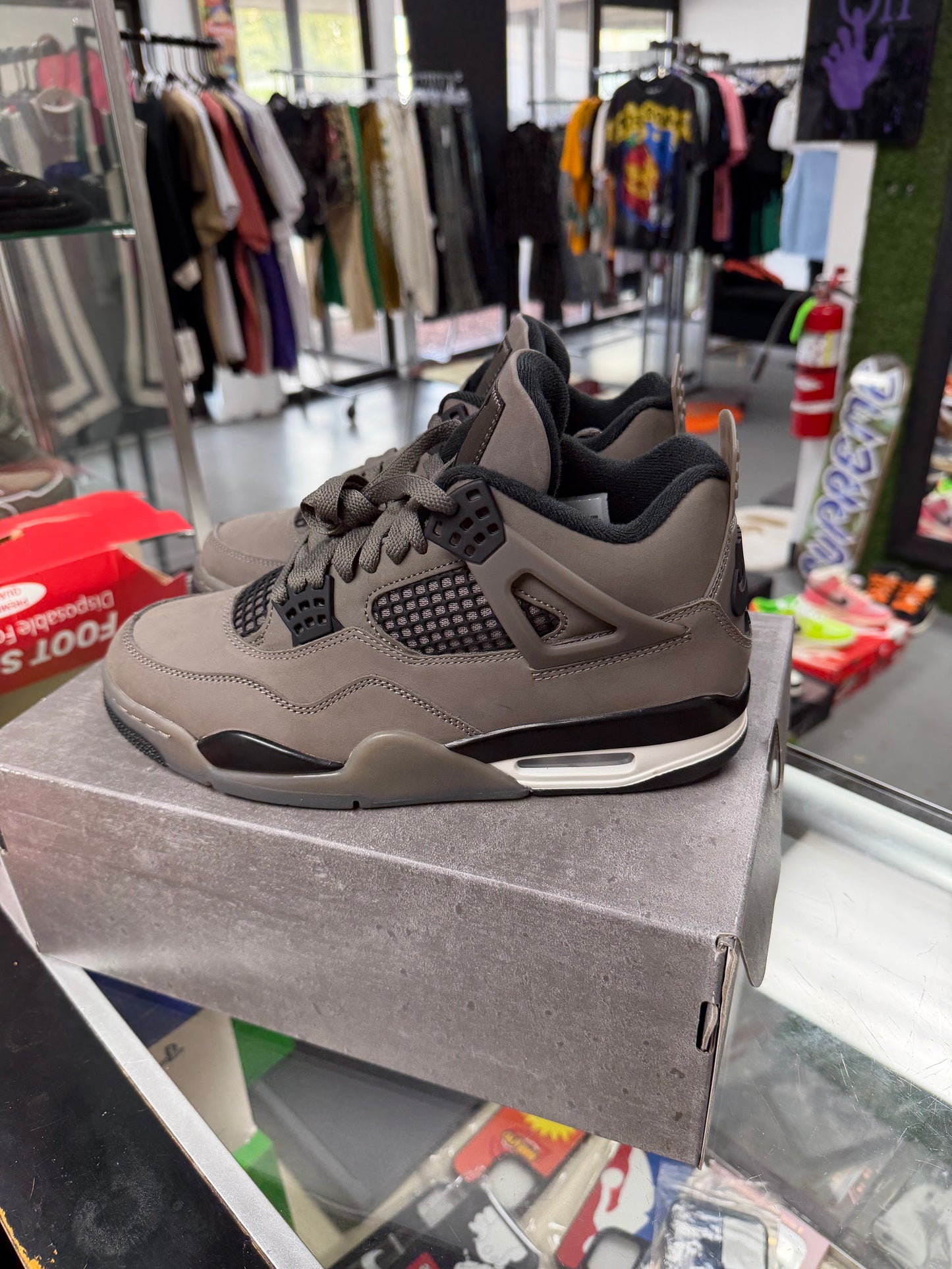 2025
Air Jordan 4 Retro 'Cave Stone'
