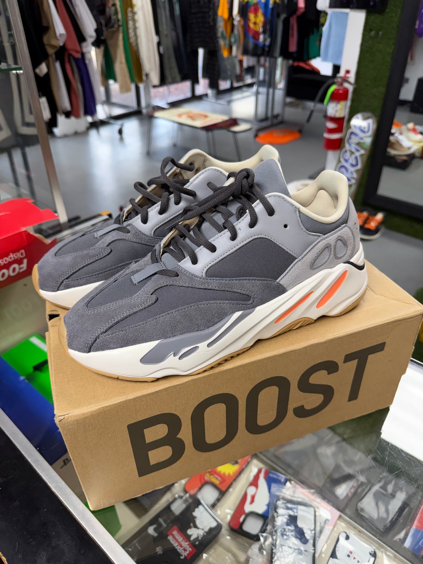 2019
Yeezy Boost 700 'Inertia'