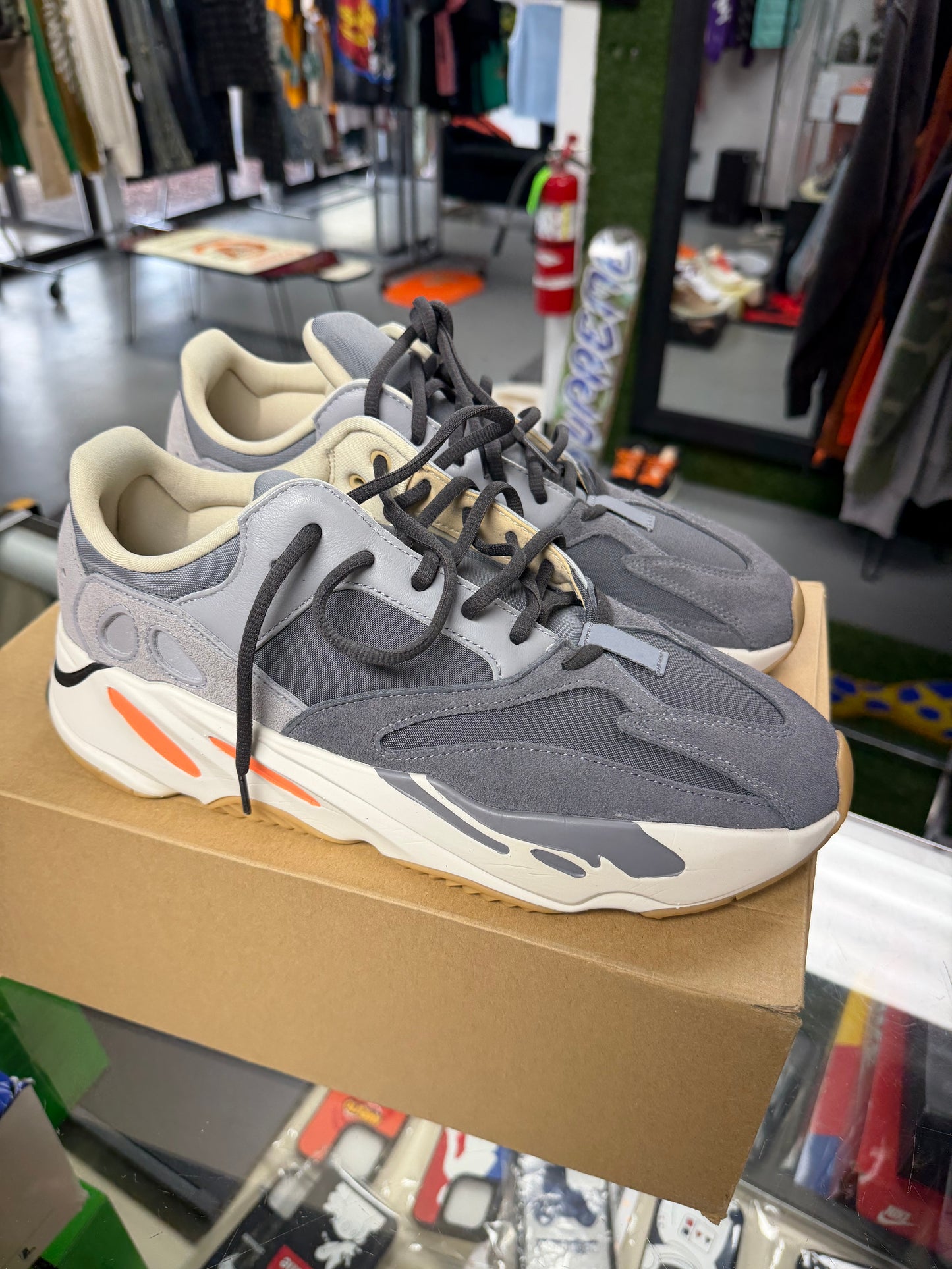 2019
Yeezy Boost 700 'Inertia'