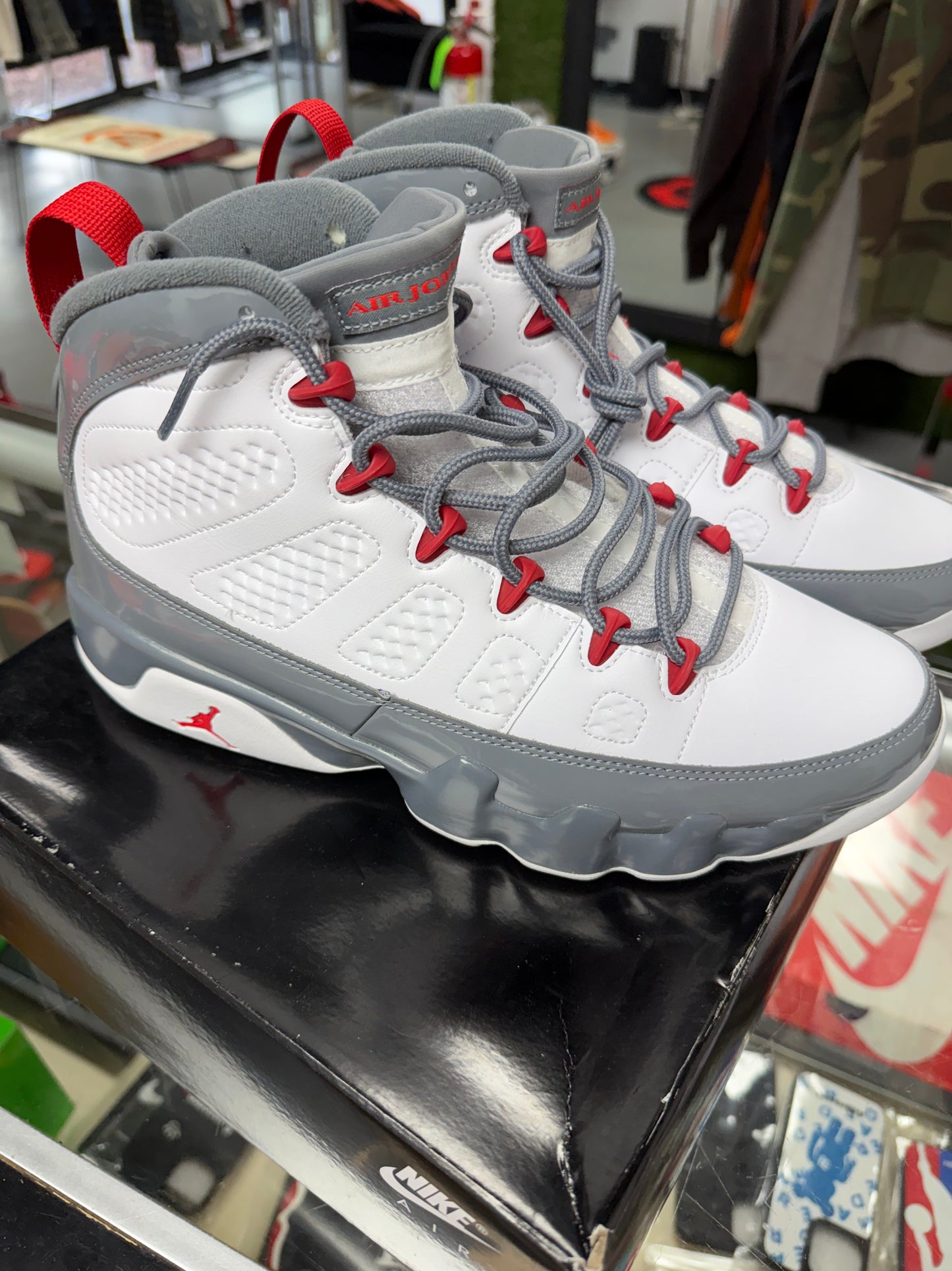 2022
Air Jordan 9 Retro 'Fire Red'