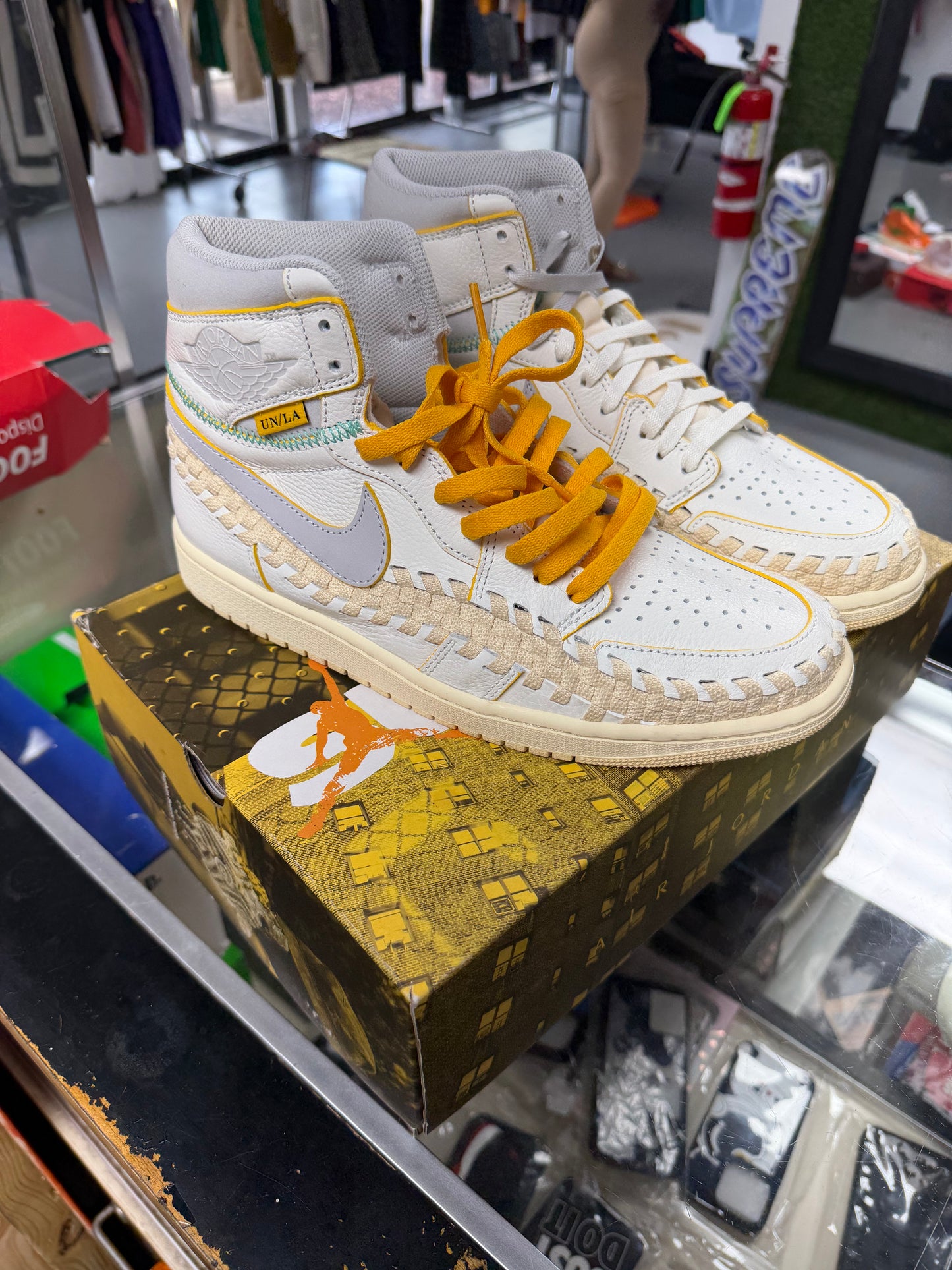 2023
Union LA x Bephie's Beauty Supply x Air Jordan 1 Retro High OG SP 'Summer of '96