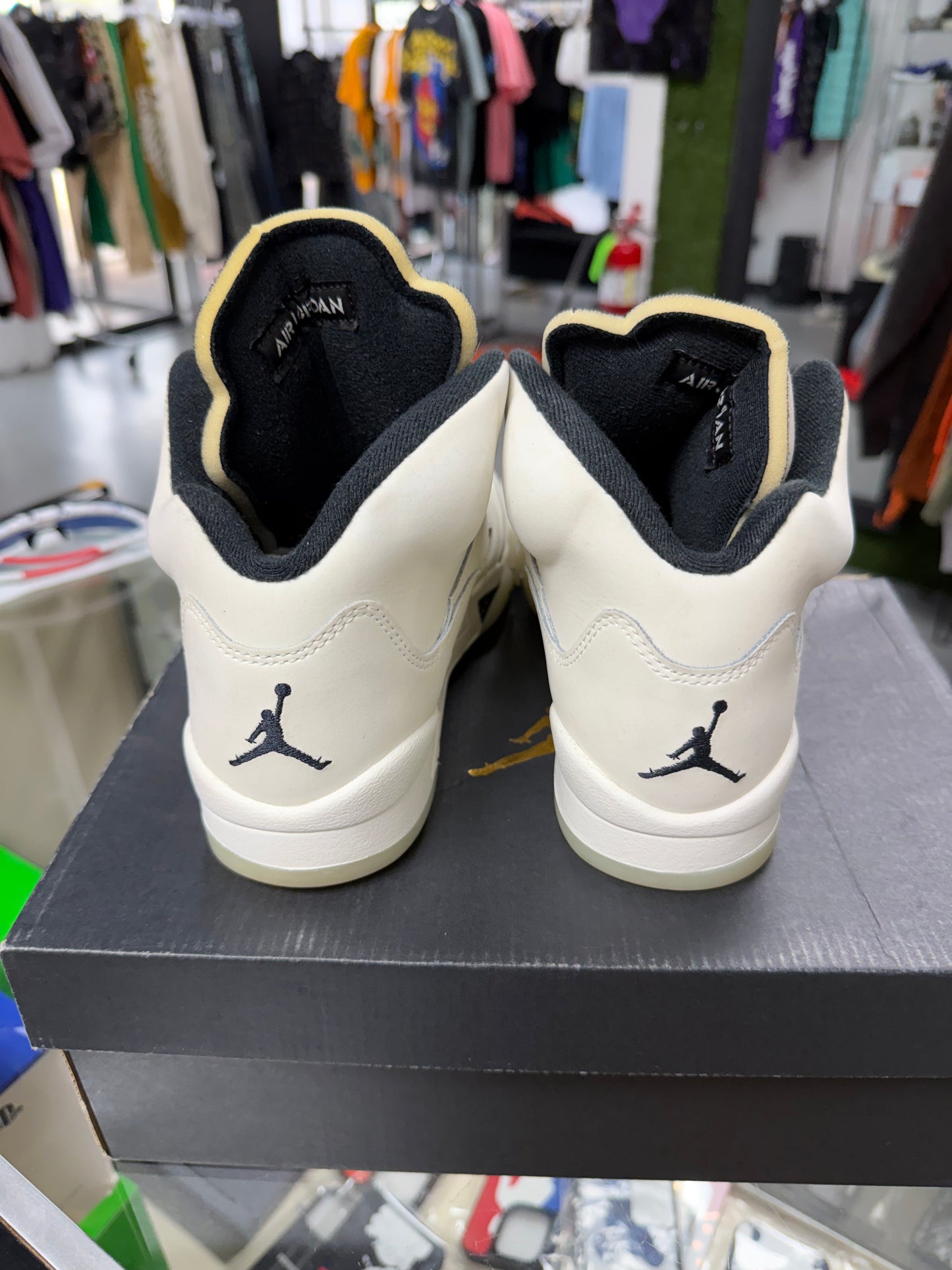 2024
Air Jordan 5 Retro SE GS 'Sail'