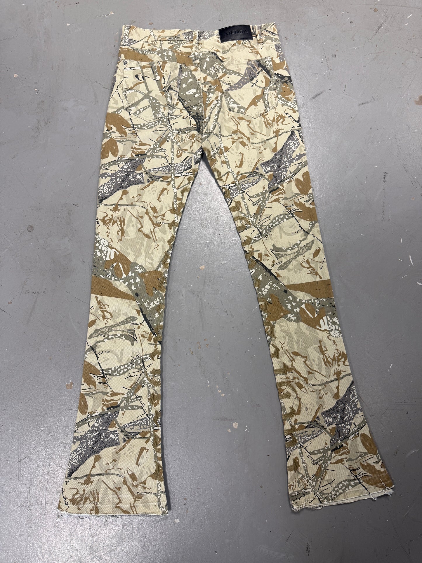 AJENDA “Real Tree” Pants