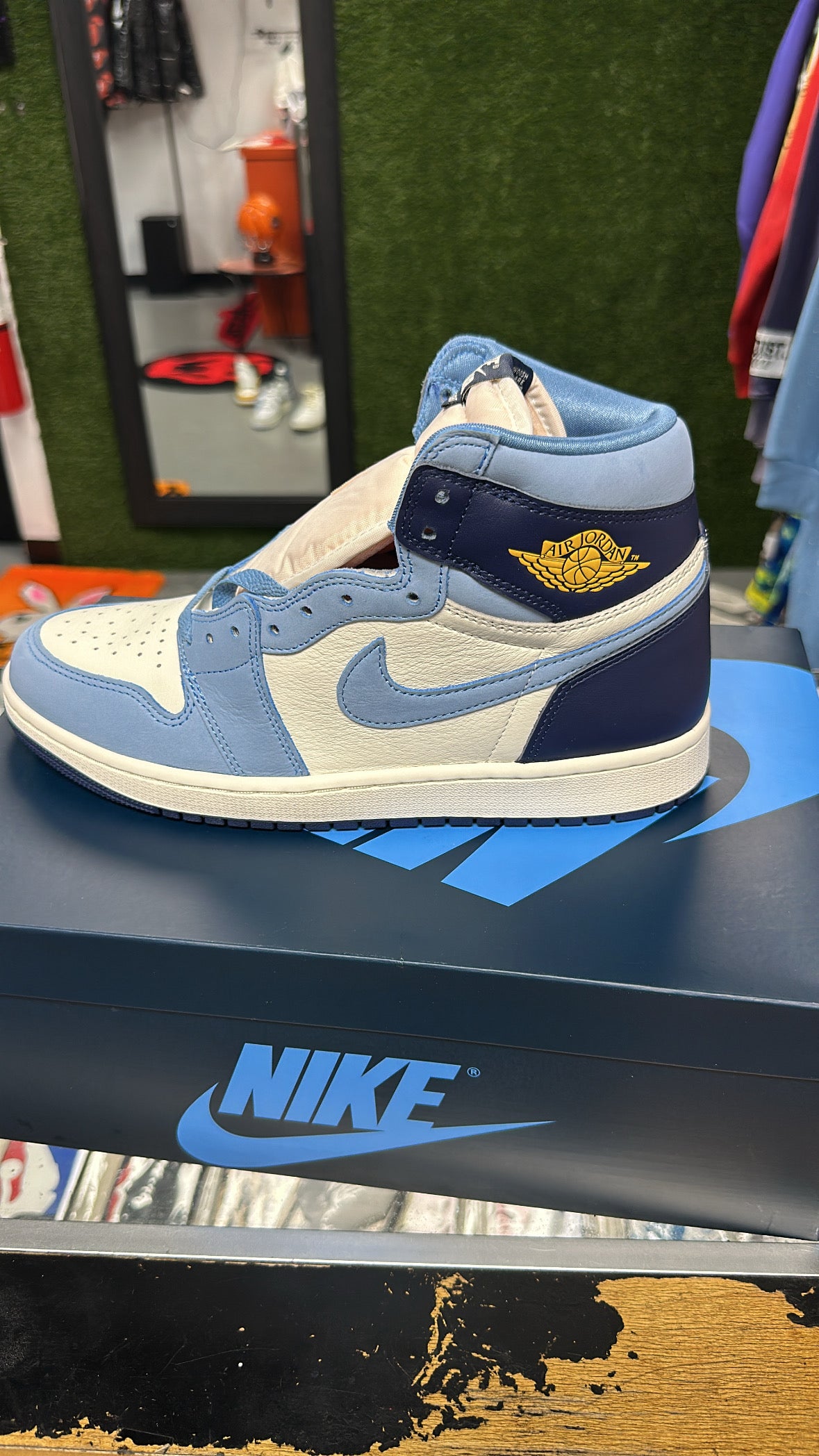 2024
Wmns Air Jordan 1 Retro High OG 'First in Flight'
