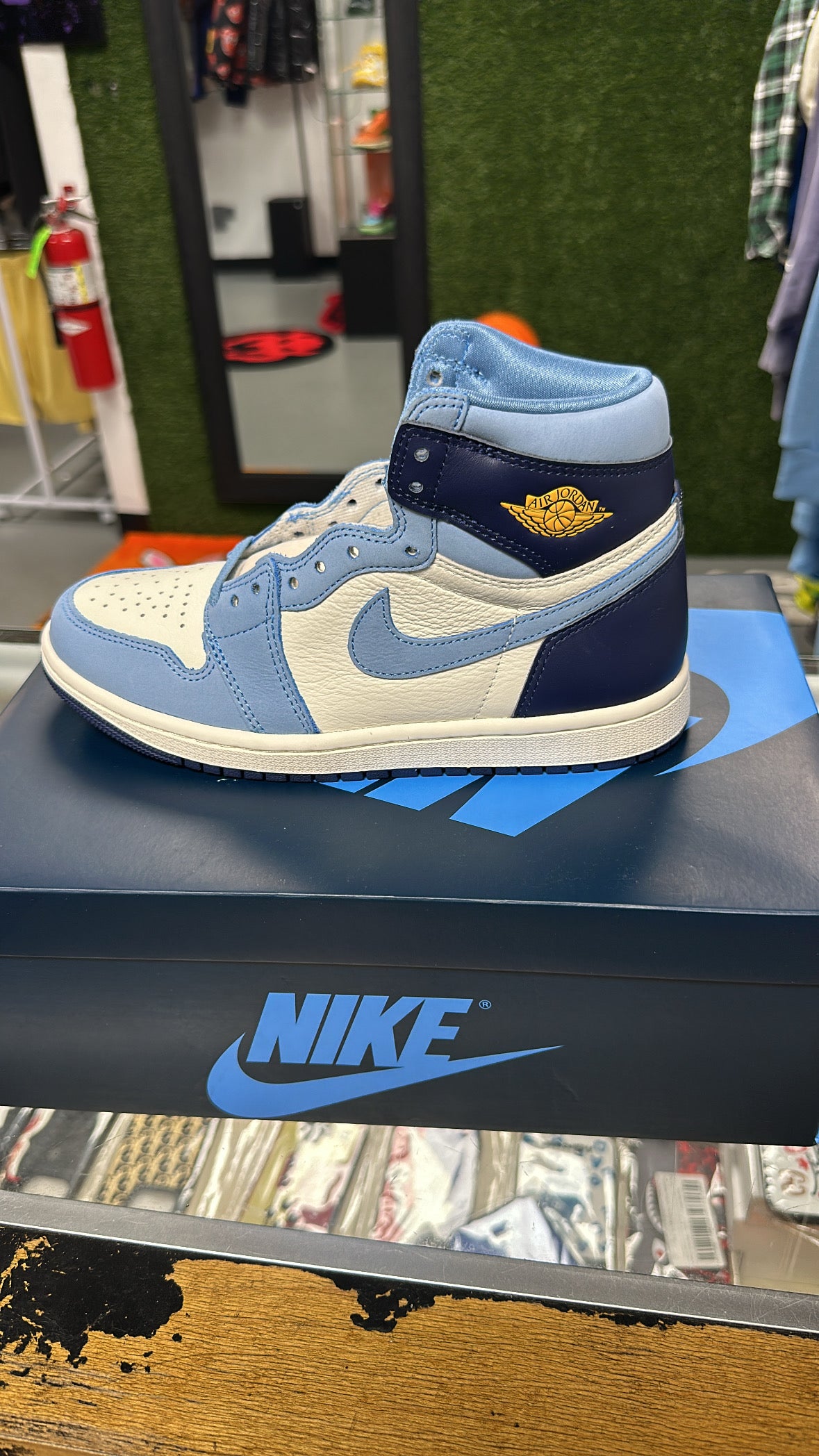 2024
Wmns Air Jordan 1 Retro High OG 'First in Flight'