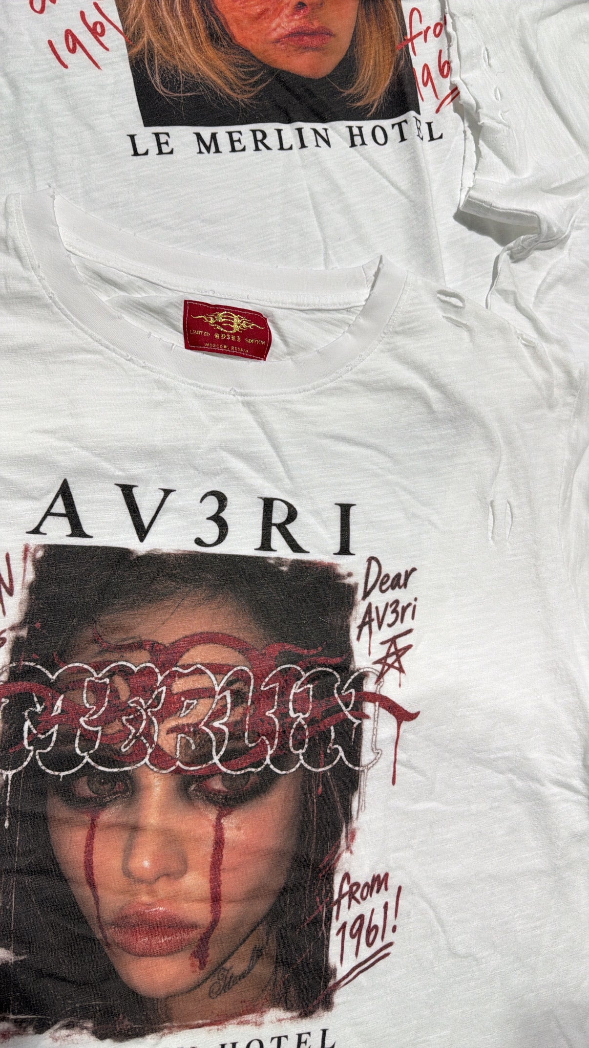 AV3RI X MERLINS FATHER TEE