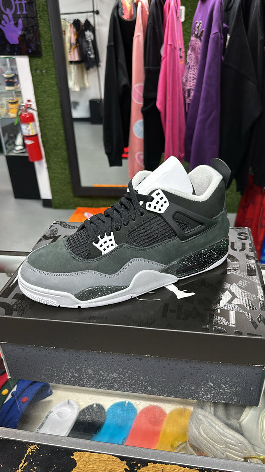 2024
Air Jordan 4 Retro 'Fear' 2024