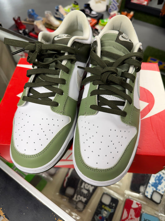 2023
Dunk Low 'Oil Green'