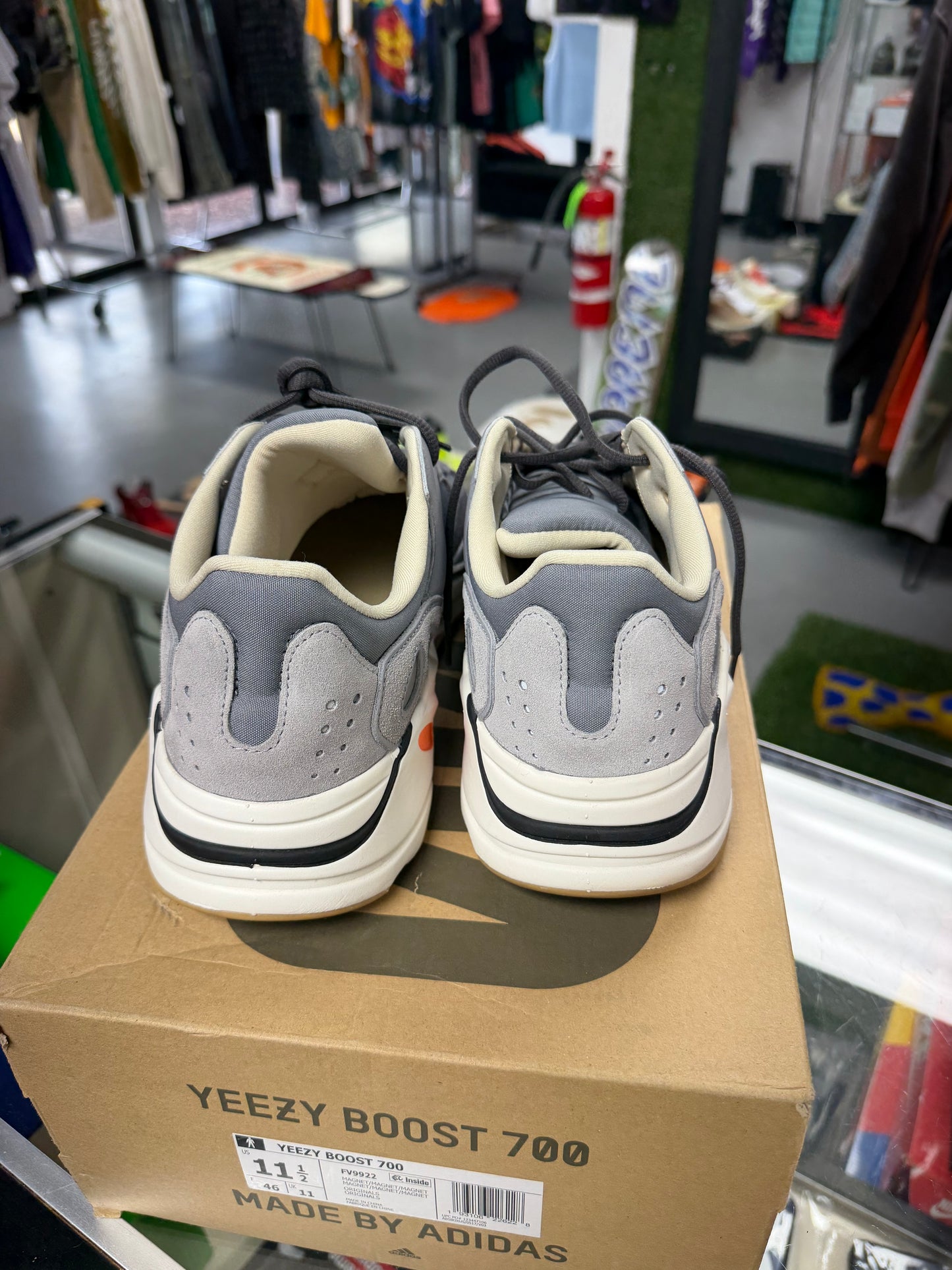 2019
Yeezy Boost 700 'Inertia'