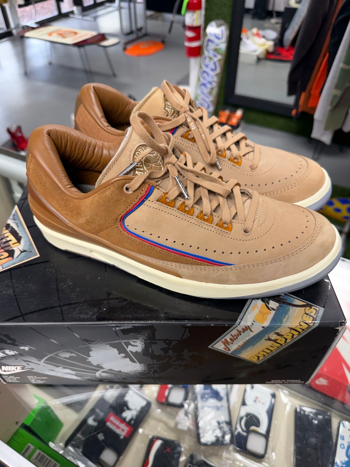 2022
Two 18 x Air Jordan 2 Retro Low