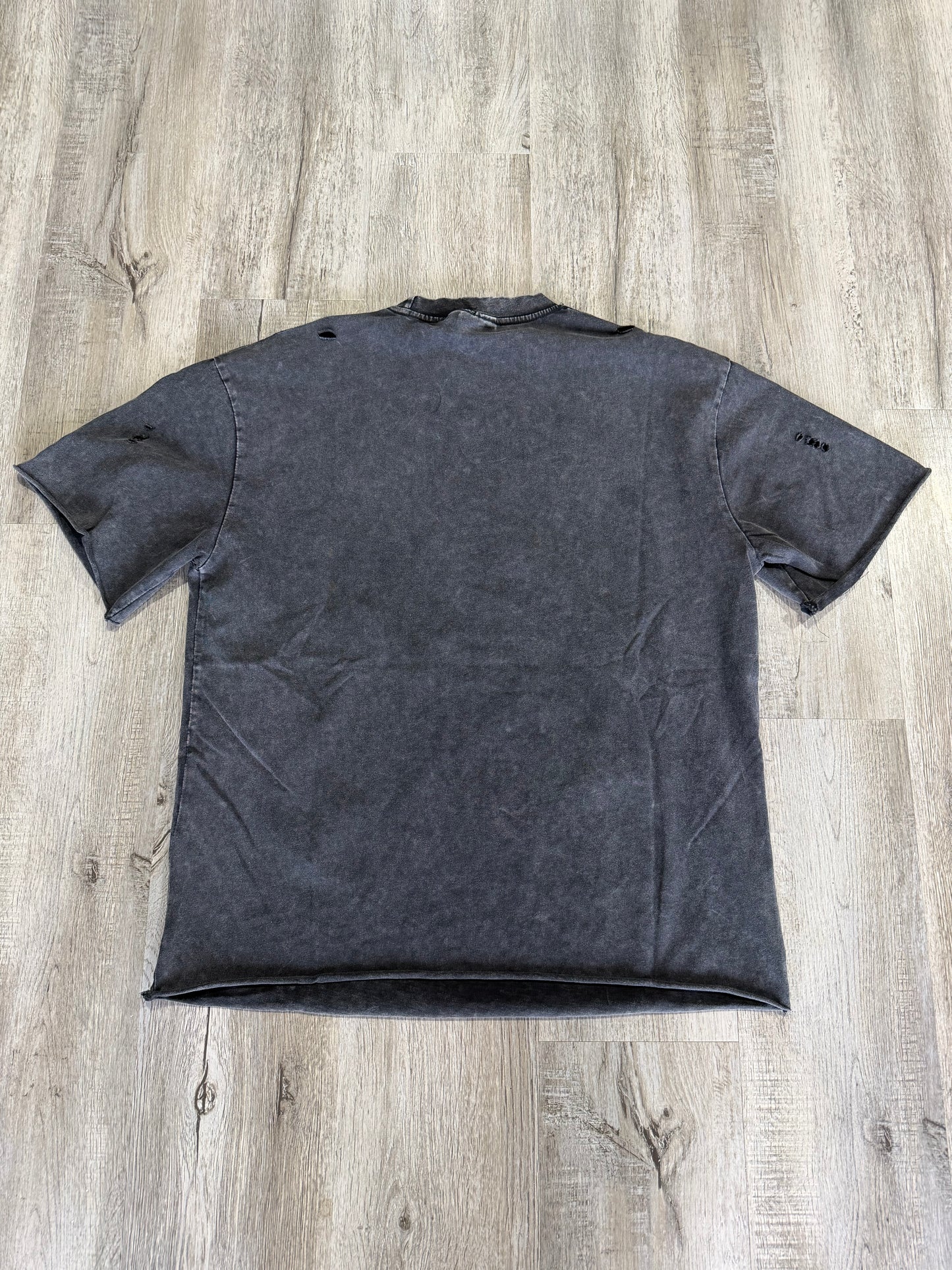 Saint Global “ Jesus is King” Tee